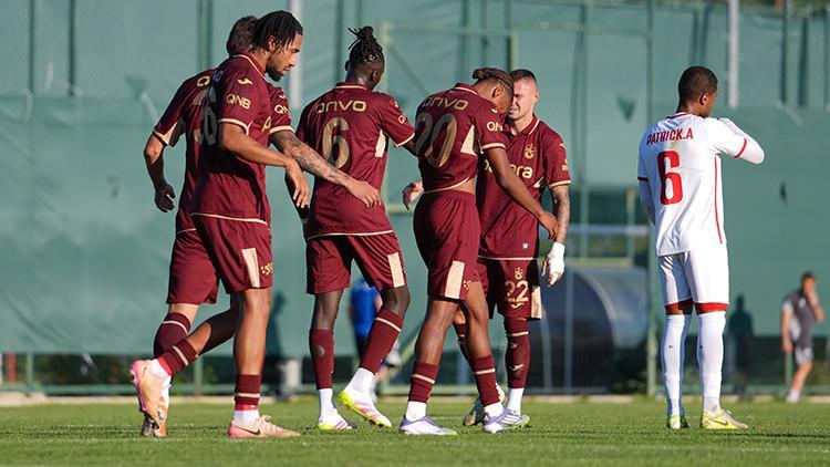Trabzonspor 5 gollü hazırlık maçında Araz Nahçıvana mağlup oldu (Trabzonspor - Araz Nahçıvan: 2-3)