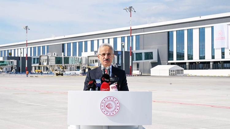 İstanbul ve Antalya havalimanlarında yolcu rekoru kırıldı