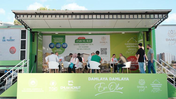 Gayrimenkul sertifikası bilgilendirme tır ve çadırları İstanbul meydanlarında