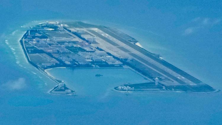 Çinin Pasifikteki gizli savaş adası: Geniş pistler, füze sığınakları, devasa hangarlar...