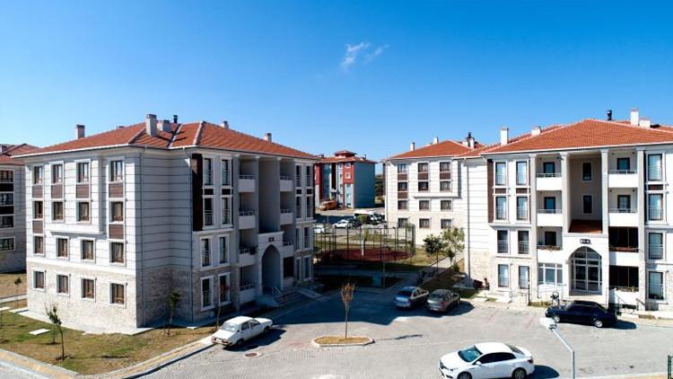 TOKİ temmuzda 7 bin 358 konutu hak sahiplerine teslim etti TOKİ temmuzda 7 bin 358 konutu hak sahiplerine teslim etti