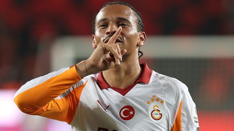 Hürriyet: Fenerbahçe rezalet dedi, Galatasaray sus işareti yaptı
