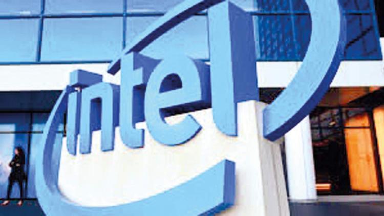 Trump ve Intel 8.9 milyar dolara barıştı