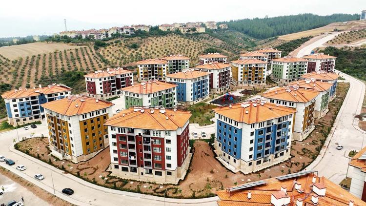 Deprem konutları 6 ayda tamamlandı