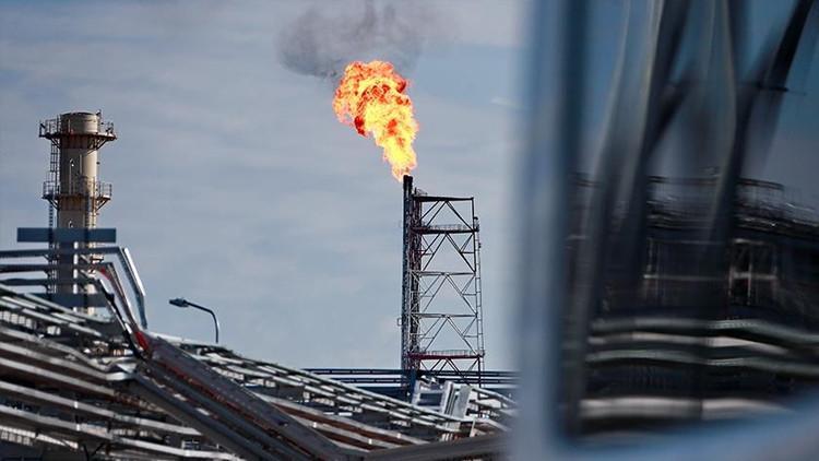 Rusya ve Çinden enerji hamlesi Anlaşma imzalandı Rusya ve Çinden enerji hamlesi Anlaşma imzalandı