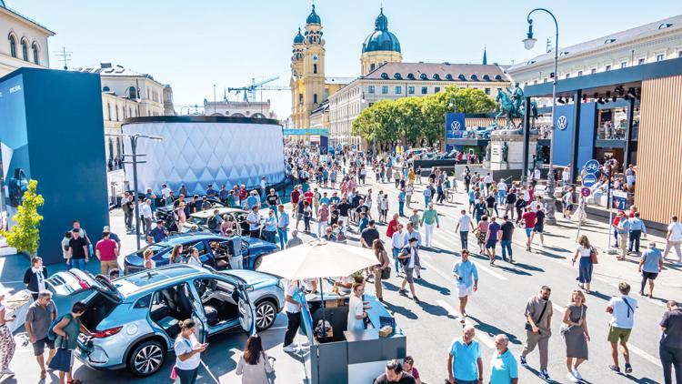 Togg’un T10F’i Bursa’nın yeni Clio’su ve İzmit’in ilk elektrikli Hyundai’si Almanya’da görücüye çıkıyor... Münih’te gözler ‘Made in Türkiye’ otomobillerde