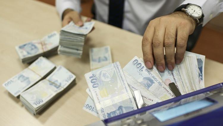 Cari dengede 1.77 milyar dolarlık fazla