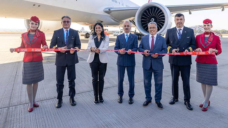 THY, İspanya’da Sevilla uçuşlarına başladı