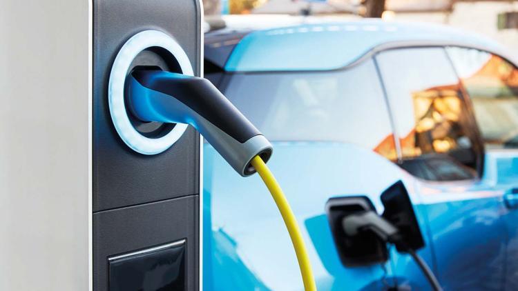 Petrol devinden batarya ömrünü uzatacak icat Petrol devinden batarya ömrünü uzatacak icat