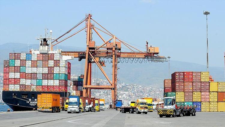 Dış ticaret açığı ağustosta azaldı