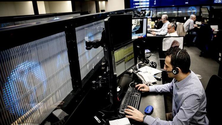 Borsa günün ilk yarısında geriledi