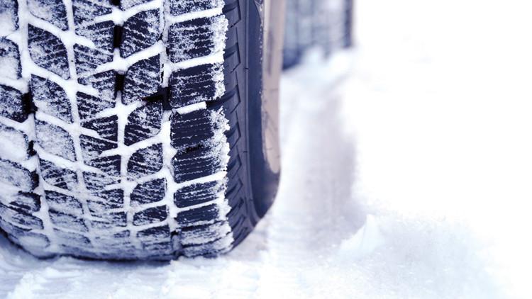 Kış lastiği zorunluluğu 5 aya çıktı... Tarihler değişti