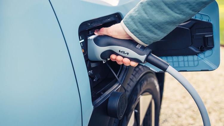 İşte 9 ayın elektrikli otomobil karnesi... Şarj edilebilir rekor