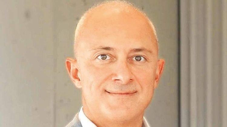 Ana iş kollarına kilitlendi