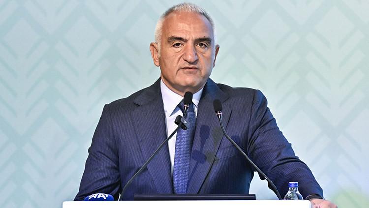 Türkiyeden turizmde çifte rekor hedefi Türkiyeden turizmde çifte rekor hedefi