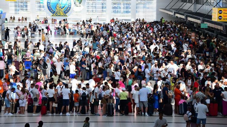 Türkiye uçuşa geçti İstanbul 10 ayda kendini 7ye katladı Türkiye uçuşa geçti İstanbul 10 ayda kendini 7ye katladı