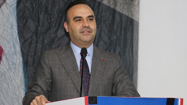 Bakan Kacır: Türk milleti KAANla, Kızılelmayla gökyüzüne imzasını attı