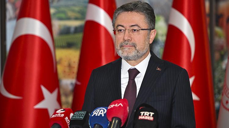 Bakan Yumaklıdan EKS’nin et ithalatına ilişkin iddialara yalanlama Bakan Yumaklıdan EKS’nin et ithalatına ilişkin iddialara yalanlama