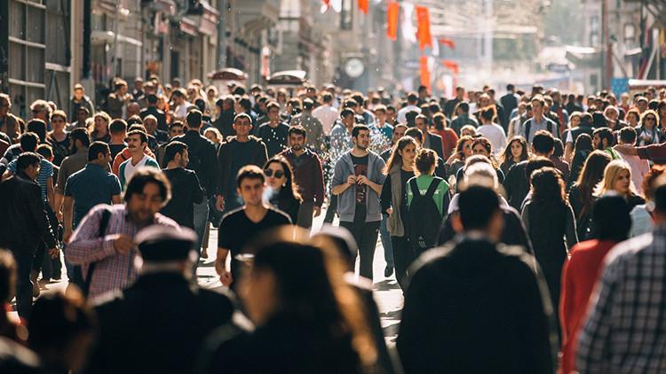 Türkiyenin nüfusu açıklandı Kadın ve erkek oranları belli oldu