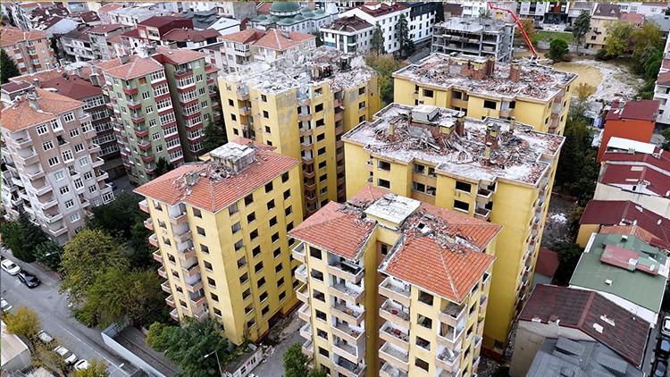 Bakan Kurum: Doğuş Sitesi sakinleri artık korkuyla uyanmayacak