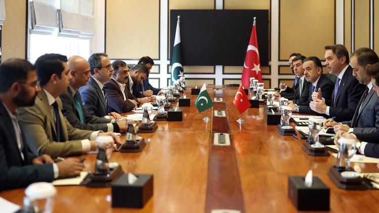Türkiye ile Pakistan arasında petrol ve doğal gaz anlaşması