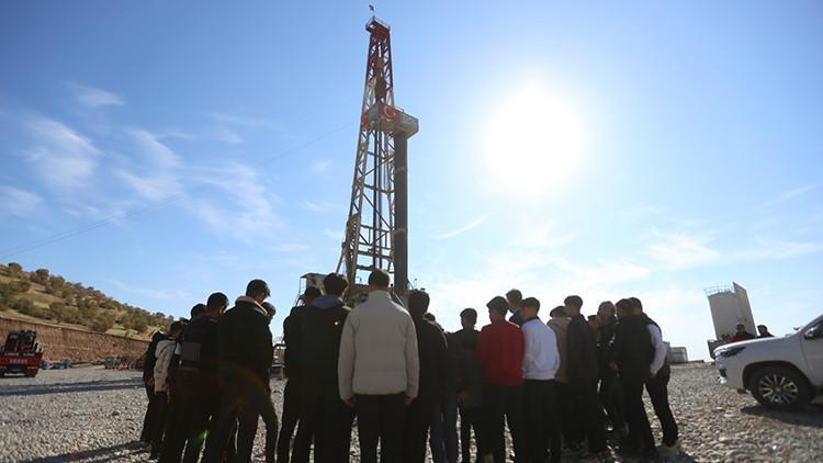 Silopide petrol sahasının sürpriz misafirler