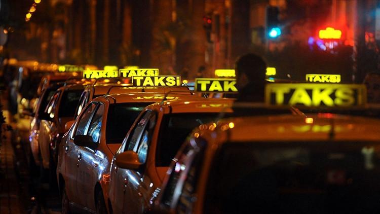 İBB 250 taksi plakasından 98’ini sattı: İşte satış fiyatı İBB 250 taksi plakasından 98’ini sattı: İşte satış fiyatı