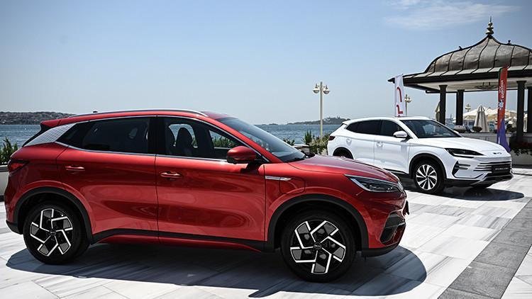 Elektrikli araçta rota değişti İki dev görüşüyor