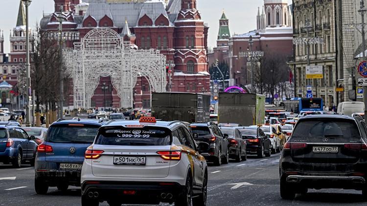 Yaptırımlar sonrası Rusya’dan otomotiv atağı Eski fabrikalar yeniden çalışacak