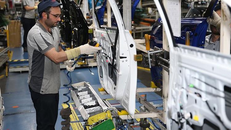 Alman devi yüz binlerce aracı geri çağıracak İşte etkilenen modeller...