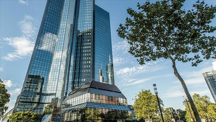 Epstein dosyası büyüyor Alman devi mercek altında