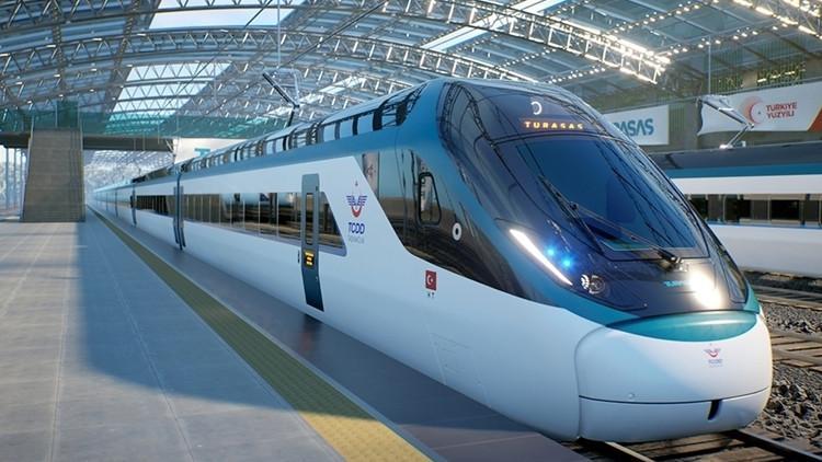 Bakan Uraloğlu müjde verdi Milli Elektrikli Hızlı Tren Projesinde ilk setin üretimi tamamlandı