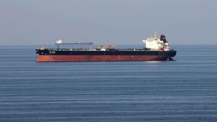 Hürmüz Boğazı’nda sessizlik bozuldu İlk geçiş yapıldı