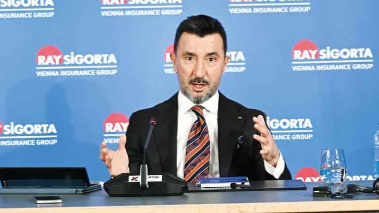 Büyüyoruz ama kârlılık sinyal veriyor