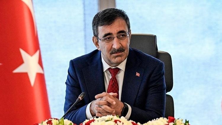 Cumhurbaşkanı Yardımcısı Yılmaz: Akaryakıt fiyatlarındaki artışların önemli bir kısmı bütçe kanalıyla sınırlandırılmıştır