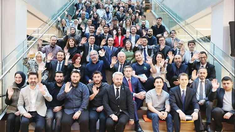 114 teknoparkta 12 bin 800 girişim AR-GE yapıyor 114 teknoparkta 12 bin 800 girişim AR-GE yapıyor