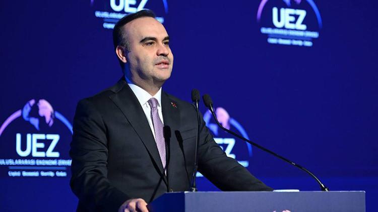 Bakan Kacır: Türkiye küresel ticaretin merkez ülkelerinden biri oldu