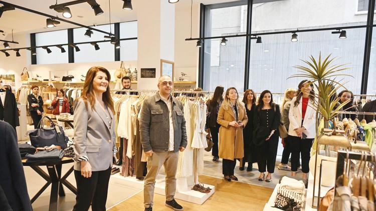 Fiziksel mağazalar dijitalleşiyor