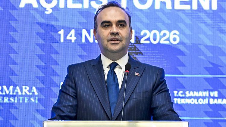 Bakan Kacır: Türkiye teknoloji trenini bu kez kaçırmıyor Bakan Kacır: Türkiye teknoloji trenini bu kez kaçırmıyor