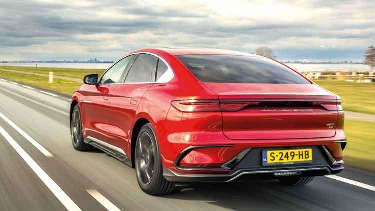 Çinliler vites küçülttü Satışları düştü pazar payları yüzde 5’e geriledi