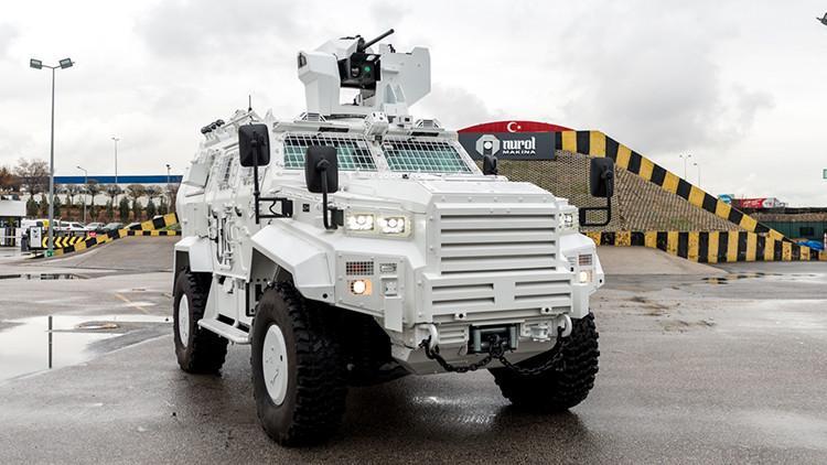 Türk zırhlıları Asya Yollarında: Dev ortaklık için imzalar atılıyor