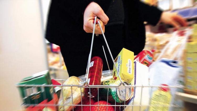 Ticaret ve perakende satış hacmi martta aylık ve yıllık bazda arttı