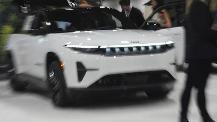Stellantis, Çinli Dongfeng ile ortaklığını derinleştiriyor: Yeni Jeep ve Peugeot modelleri Çinde üretilecek Stellantis, Çinli Dongfeng ile ortaklığını derinleştiriyor: Yeni Jeep ve Peugeot modelleri Çinde üretilecek