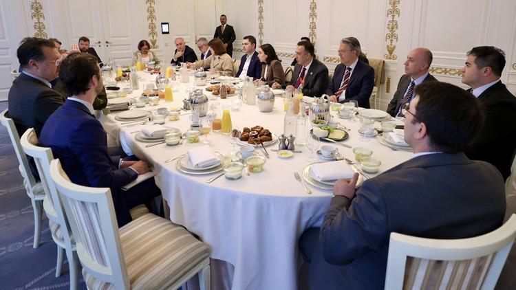 Bakan Kurum Danimarka’da temaslarını sürdürüyor