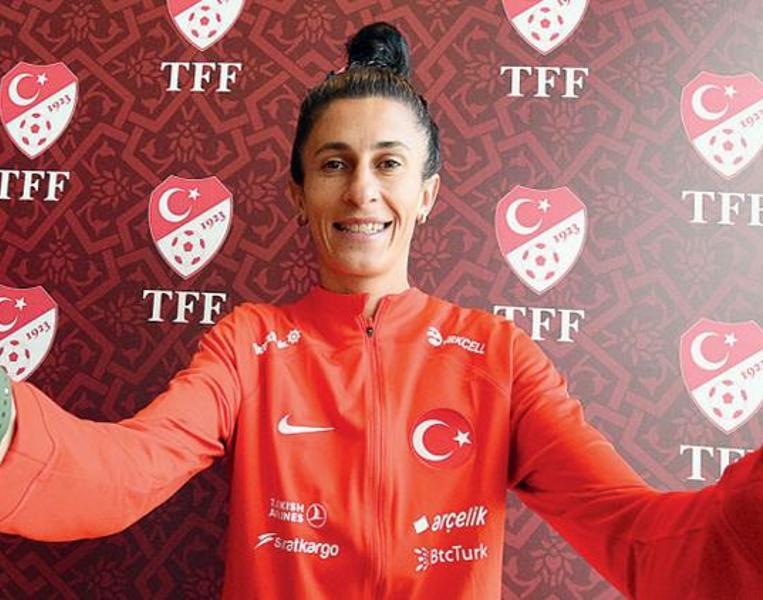 Futbol asla kadının güzelliğini bozmaz