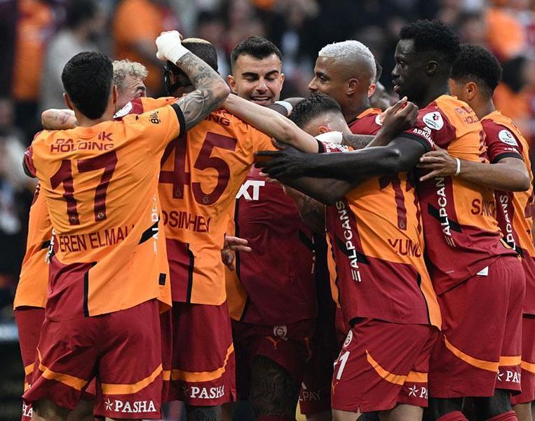 Galatasaraylı futbolculardan şampiyonluk açıklaması