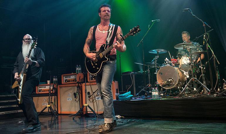 O grup Paris saldırısından sonra ilk kez konuştu! - Resim: 0