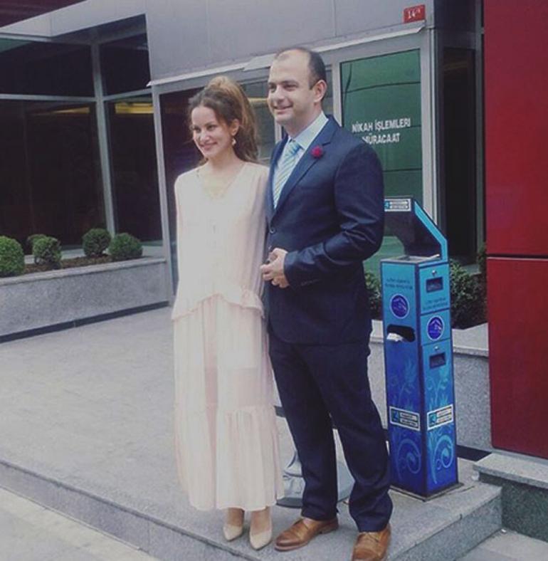 Yıldız Asyalı evlendi bakın kocası kim? - Resim: 2