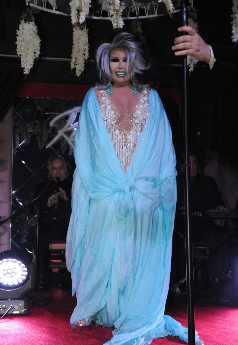 Bülent Ersoy'un yeni imajı olay oldu! - Resim: 2