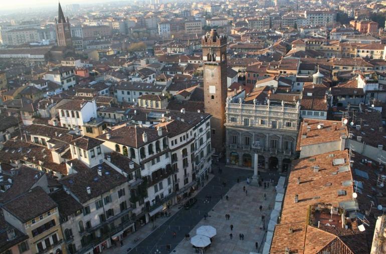Romeo ve Julietin romantik şehri Verona